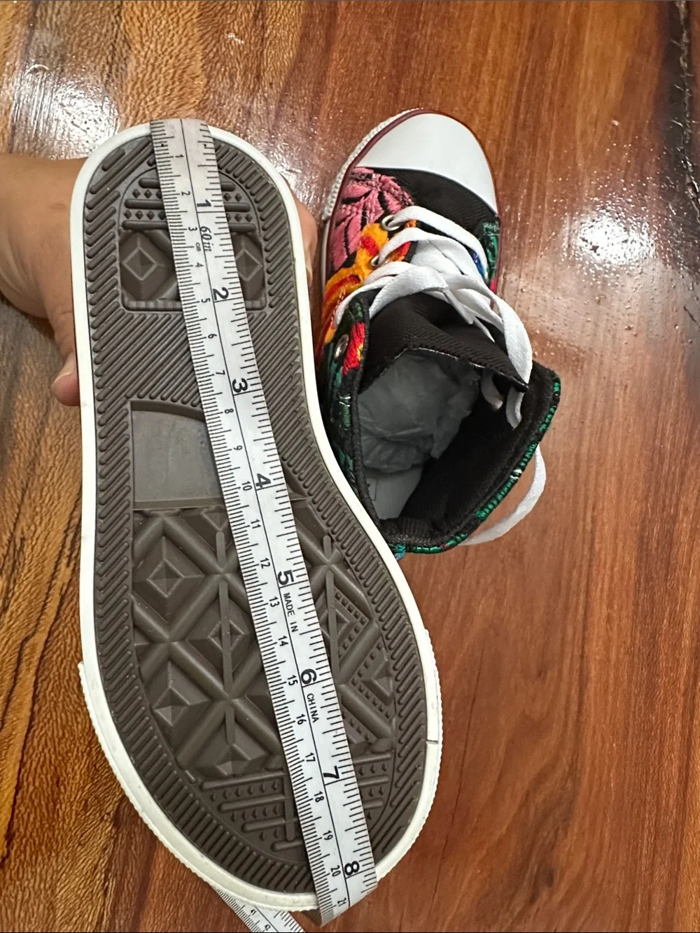 SIZE 12US Kids High-Top Floral Embroidered  Sneakers Multicolor